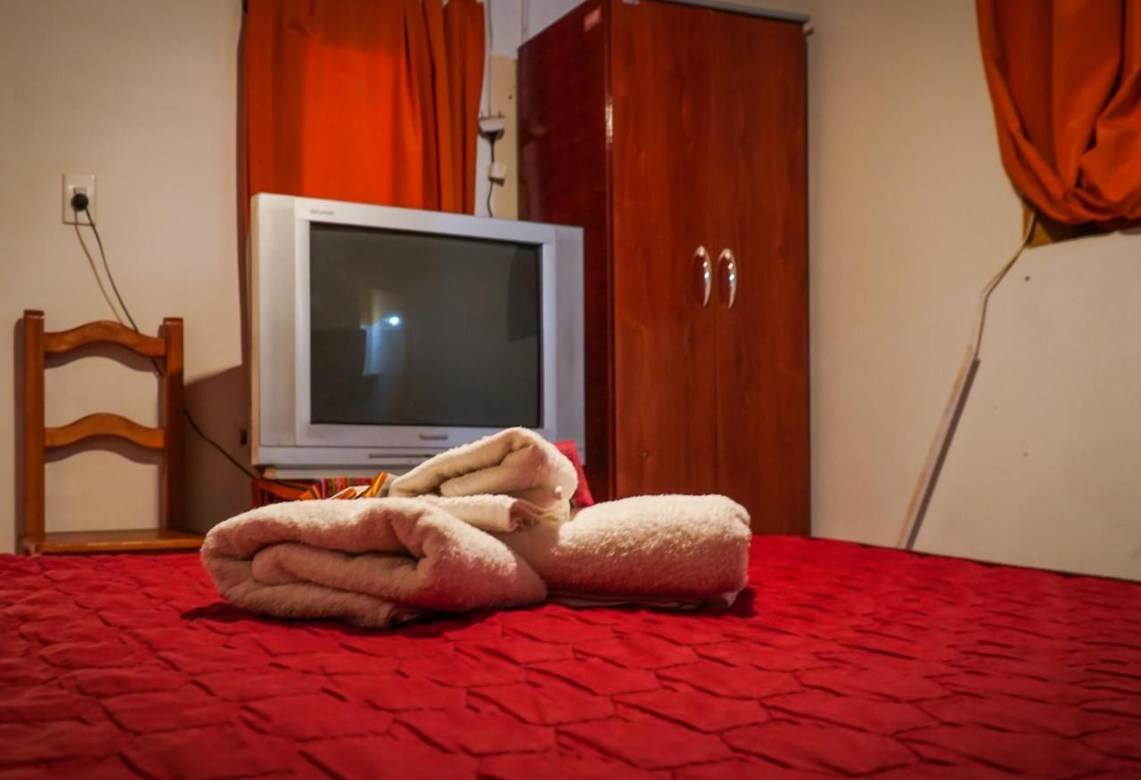 Tierra Andina Hostal Y Cabanas Tilcara Eksteriør billede