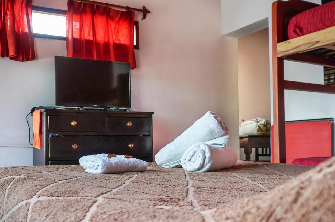 Tierra Andina Hostal Y Cabanas Tilcara Eksteriør billede